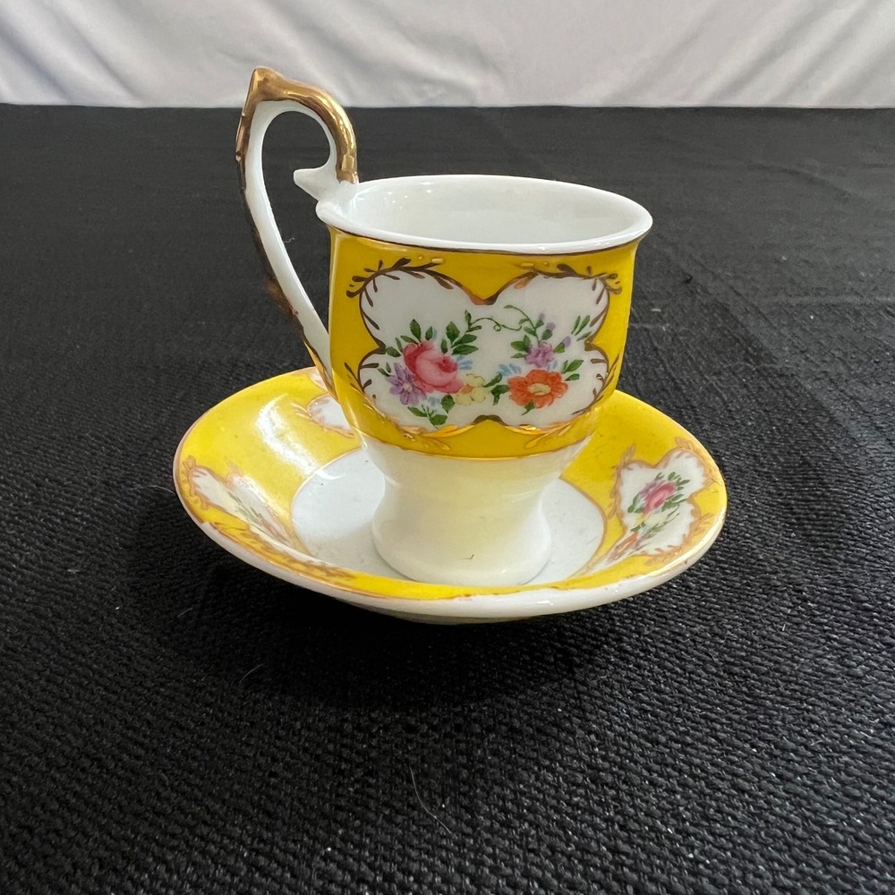 Venezia Gold Collection Demitasse Cup Saucer Yellow Floral Gold Gilt Victorian